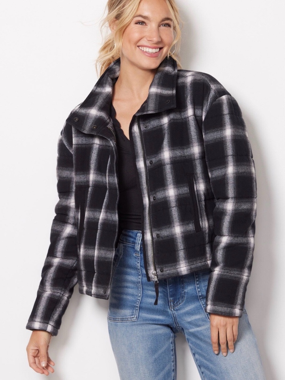 Evereve Lucy Plaid Jacket, Cotton Black/White Plaid, Large